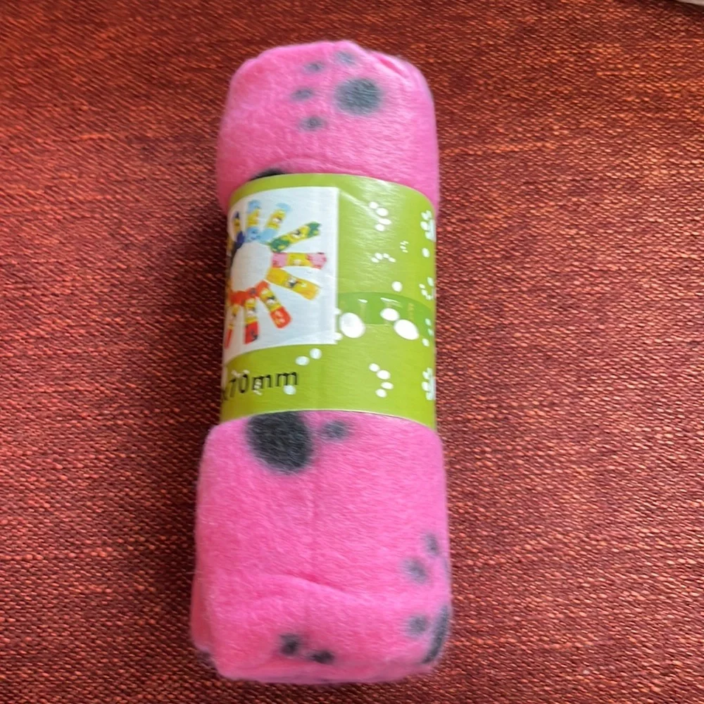 Pet blanket. Pink with black paw prints, New
